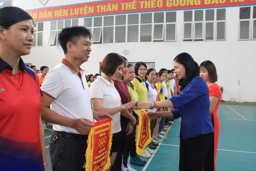 746 vận động viên tham gia Hội thi thể dục thể thao ngành Giáo dục và Đào tạo huyện Mê Linh