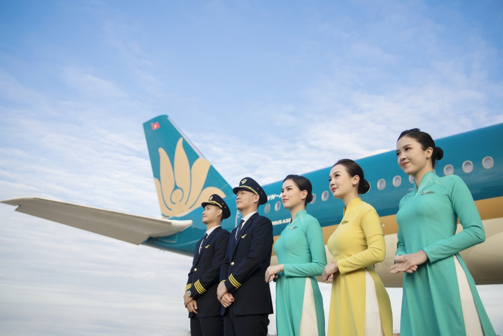 Câu chuyện 20 năm phía sau biểu tượng Bông Sen Vàng của Vietnam Airlines