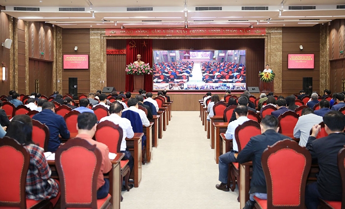 Hà Nội thông báo kết quả Hội nghị Trung ương 6 đến 33.337 cán bộ, đảng viên