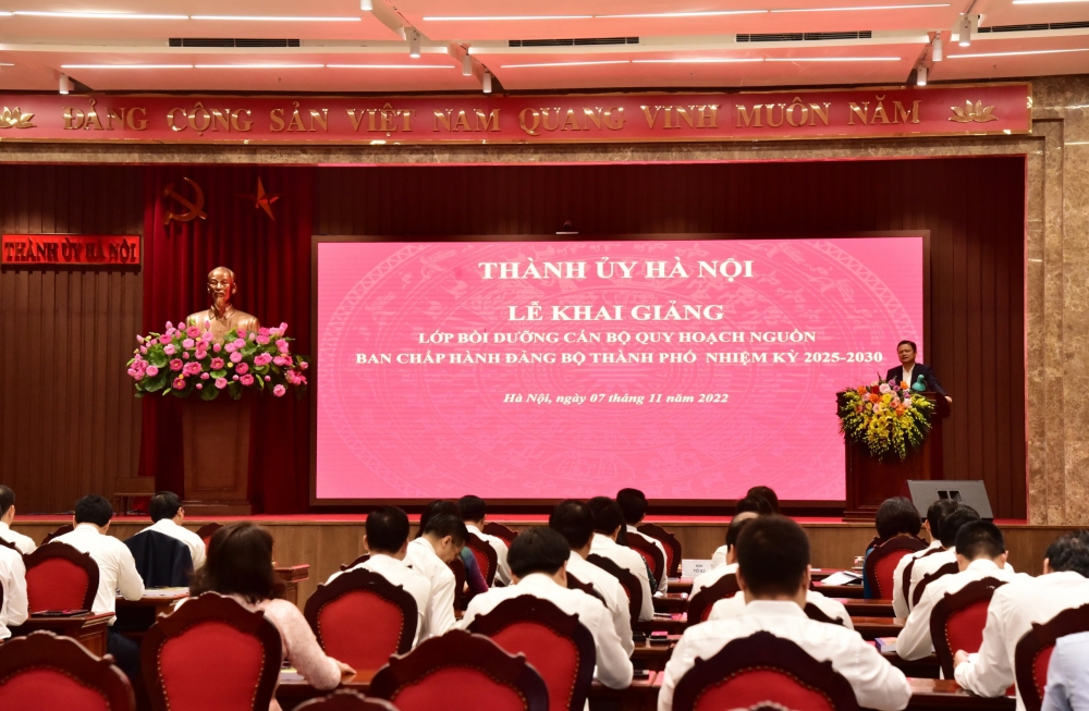 Bồi dưỡng kiến thức cho 96 cán bộ được quy hoạch Ban Chấp hành Đảng bộ thành phố Hà Nội