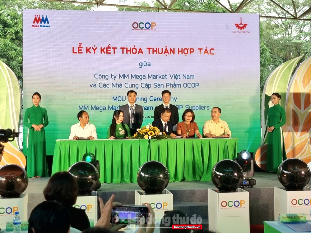 Hà Nội: Khai mạc “Tuần hàng OCOP - Sản vật Việt Nam phát triển và hội nhập”