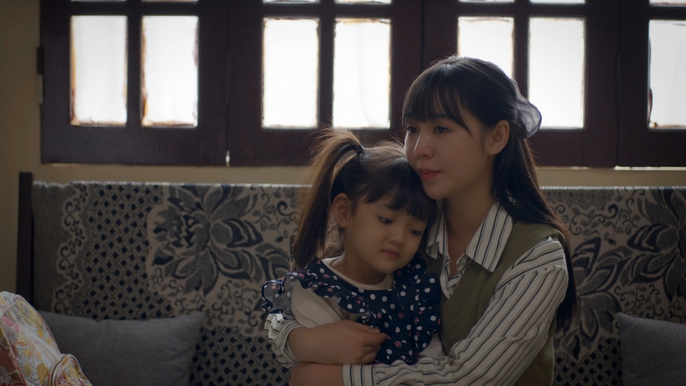 Quỳnh Kool lần đầu vào vai mẹ đơn thân trong "Đừng làm mẹ cáu"
