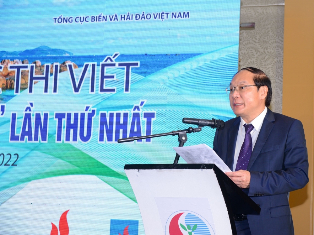 Trao giải Cuộc thi viết 