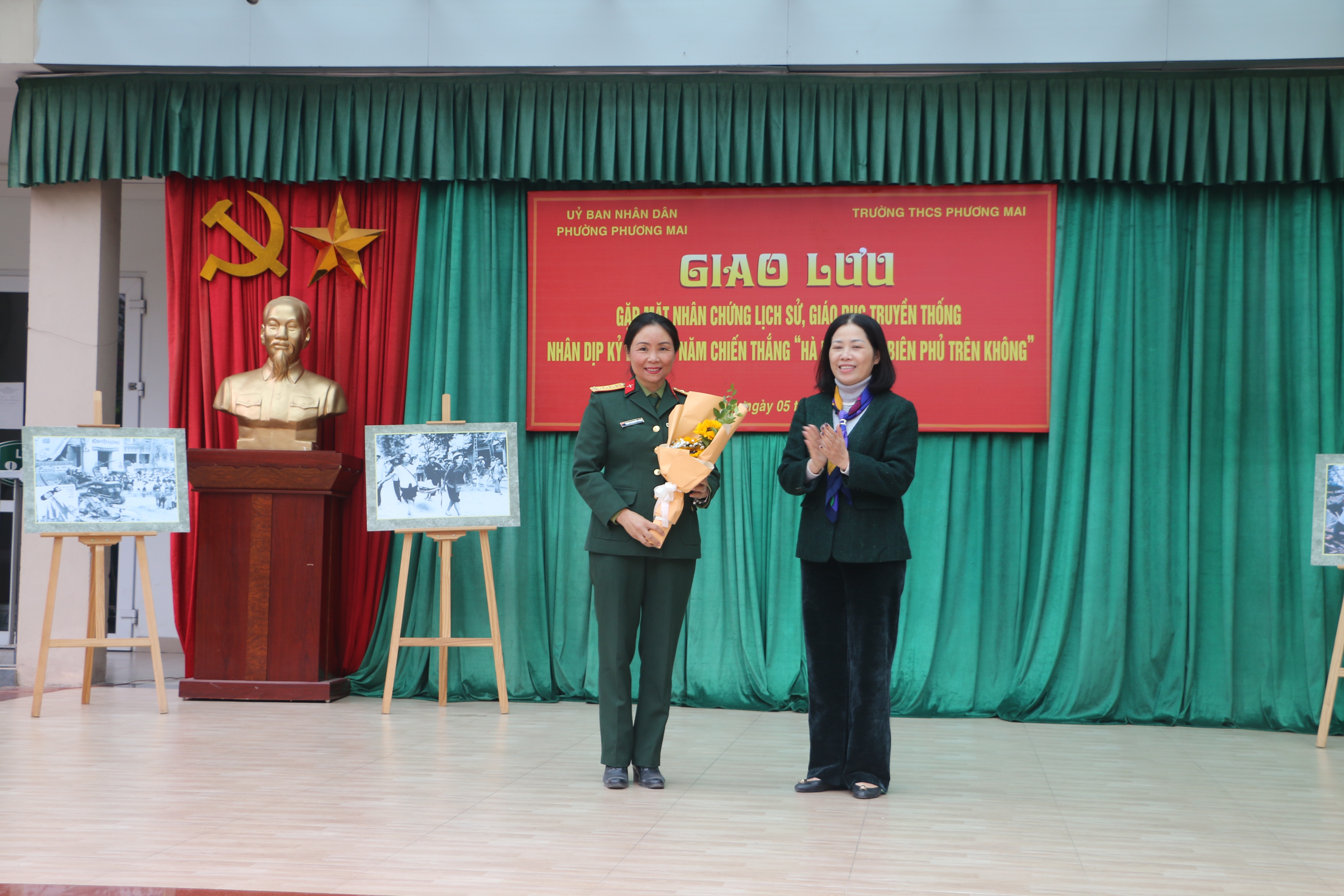Giáo dục truyền thống cách mạng cho thế hệ trẻ nhân dịp kỷ niệm 50 năm chiến thắng “Hà Nội - Điện Biên Phủ trên không”