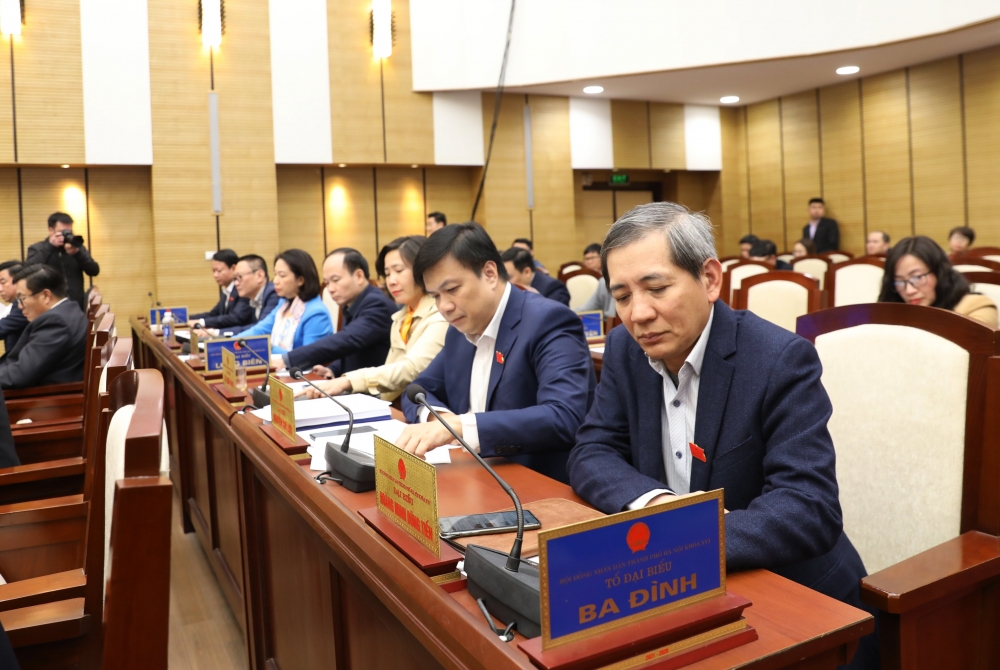 HĐND thành phố Hà Nội thông qua Nghị quyết về hỗ trợ người có công, mức quà tặng nhân dịp Tết Nguyên đán