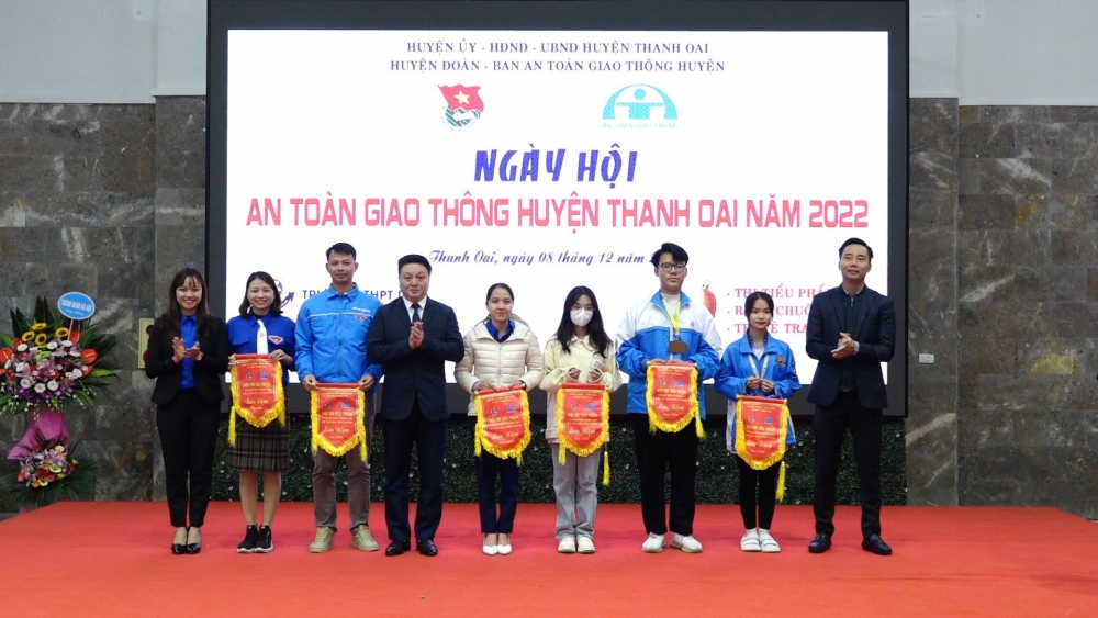 Sôi nổi Ngày hội "An toàn giao thông huyện Thanh Oai năm 2022"