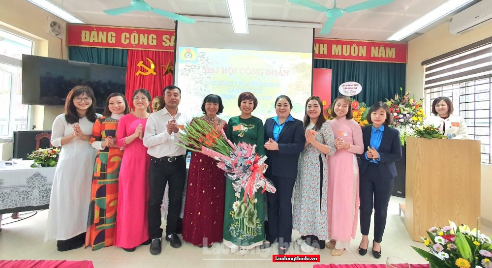 Công đoàn trường THCS Vĩnh Hưng tổ chức thành công Đại hội lần thứ XIX