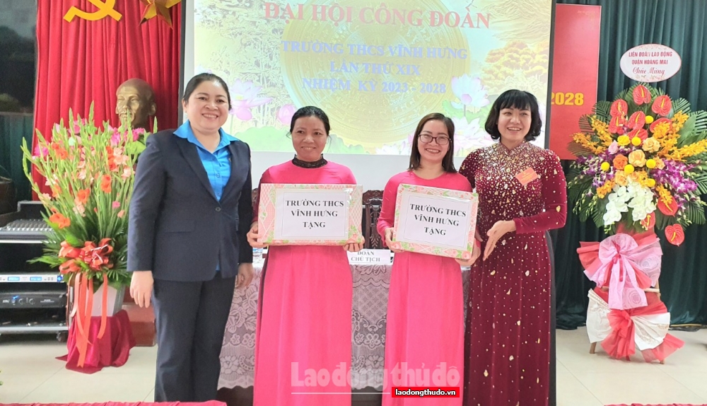 Công đoàn trường THCS Vĩnh Hưng tổ chức thành công Đại hội lần thứ XIX