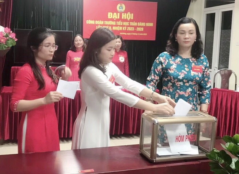 Trường Tiểu học Trần Đăng Ninh (Hà Đông): Nỗ lực vượt khó xây dựng tổ chức Công đoàn vững mạnh