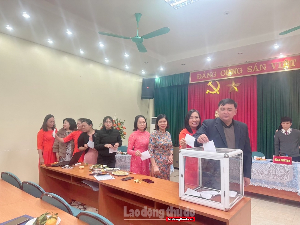 Trường THCS Lê Quý Đôn (Hà Đông): Quyết tâm xây dựng tổ chức Công đoàn phát triển vững mạnh