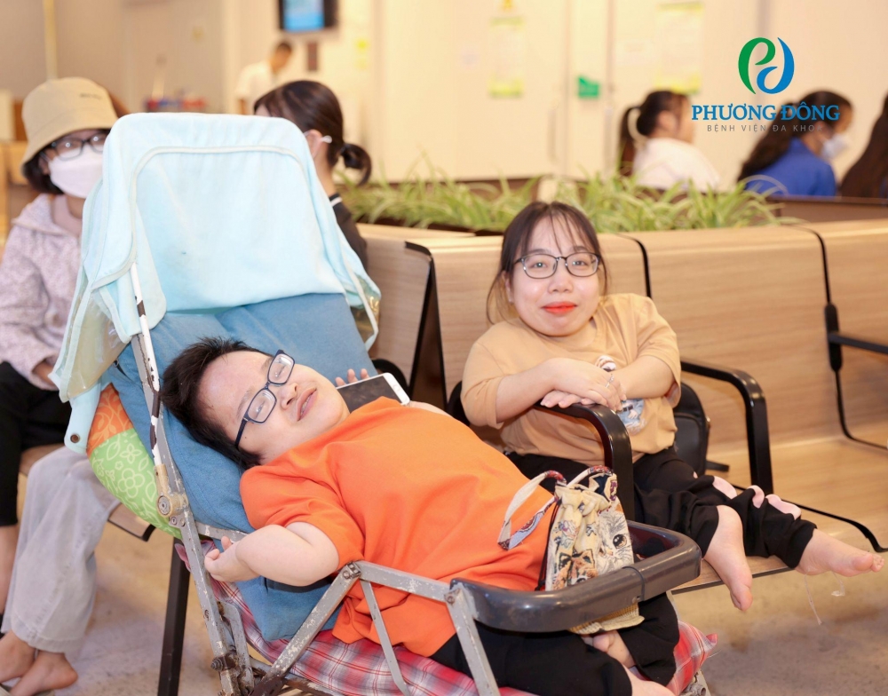  Chị Thương - Chủ doanh nghiệp Thương Thương Handmade  trong buổi khám sức khỏe tại Phương Đông