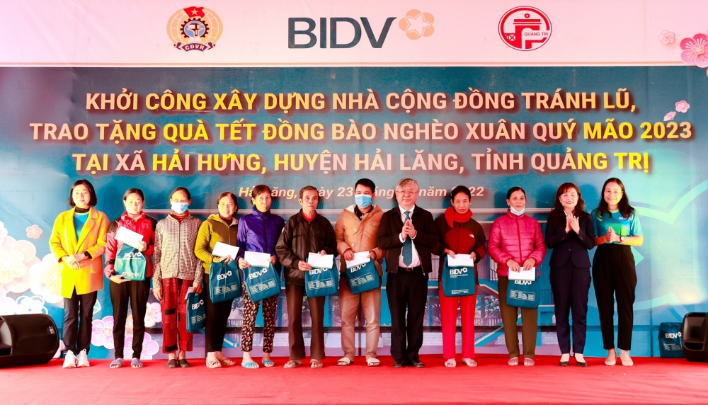 BIDV khởi công xây dựng Nhà cộng đồng tránh lũ và trao quà Tết tại Quảng Trị