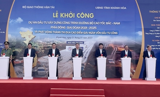 Khởi công dự án đường bộ cao tốc đoạn Vân Phong - Nha Trang