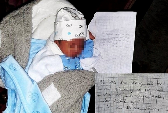 Hà Tĩnh:  Phát hiện bé trai sơ sinh bị bỏ rơi cùng lá thư