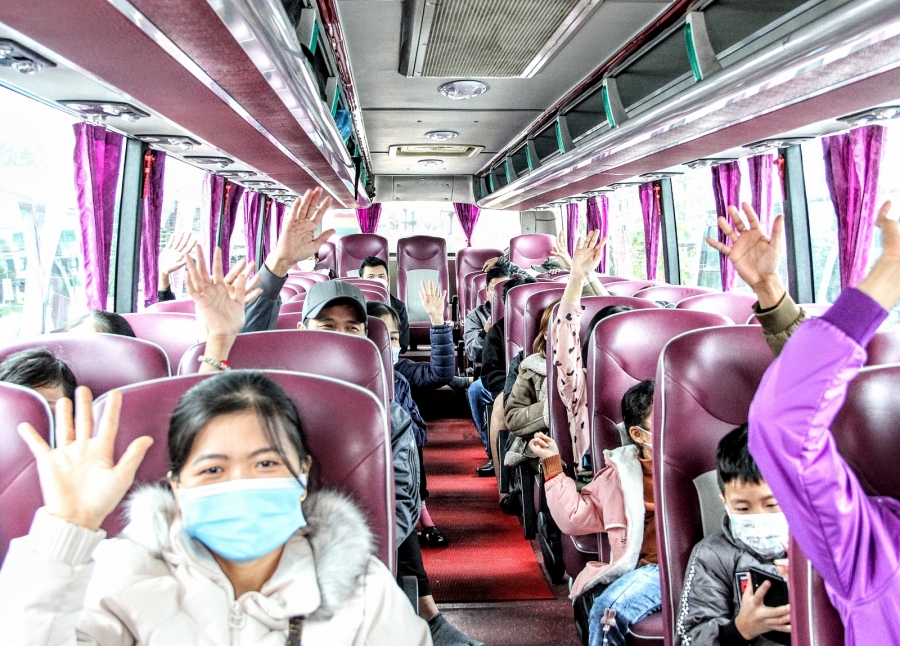 Đà Nẵng: Chuyến xe Công đoàn đưa gần 3.000 người lao động về đón Tết