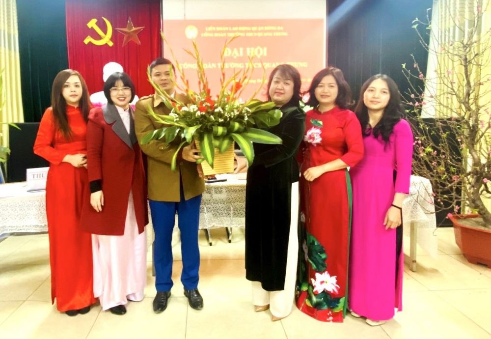 Đại hội Công đoàn Trường THCS Quang Trung thành công tốt đẹp