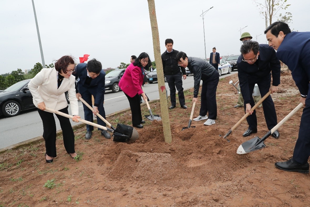 Thường trực Ban Bí thư Võ Văn Thưởng thăm, làm việc tại tỉnh Hưng Yên và dự Lễ phát động Tết trồng cây