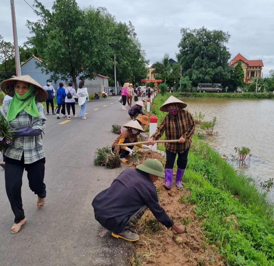 Phụ nữ huyện Mê Linh tích cực xây dựng nông thôn mới