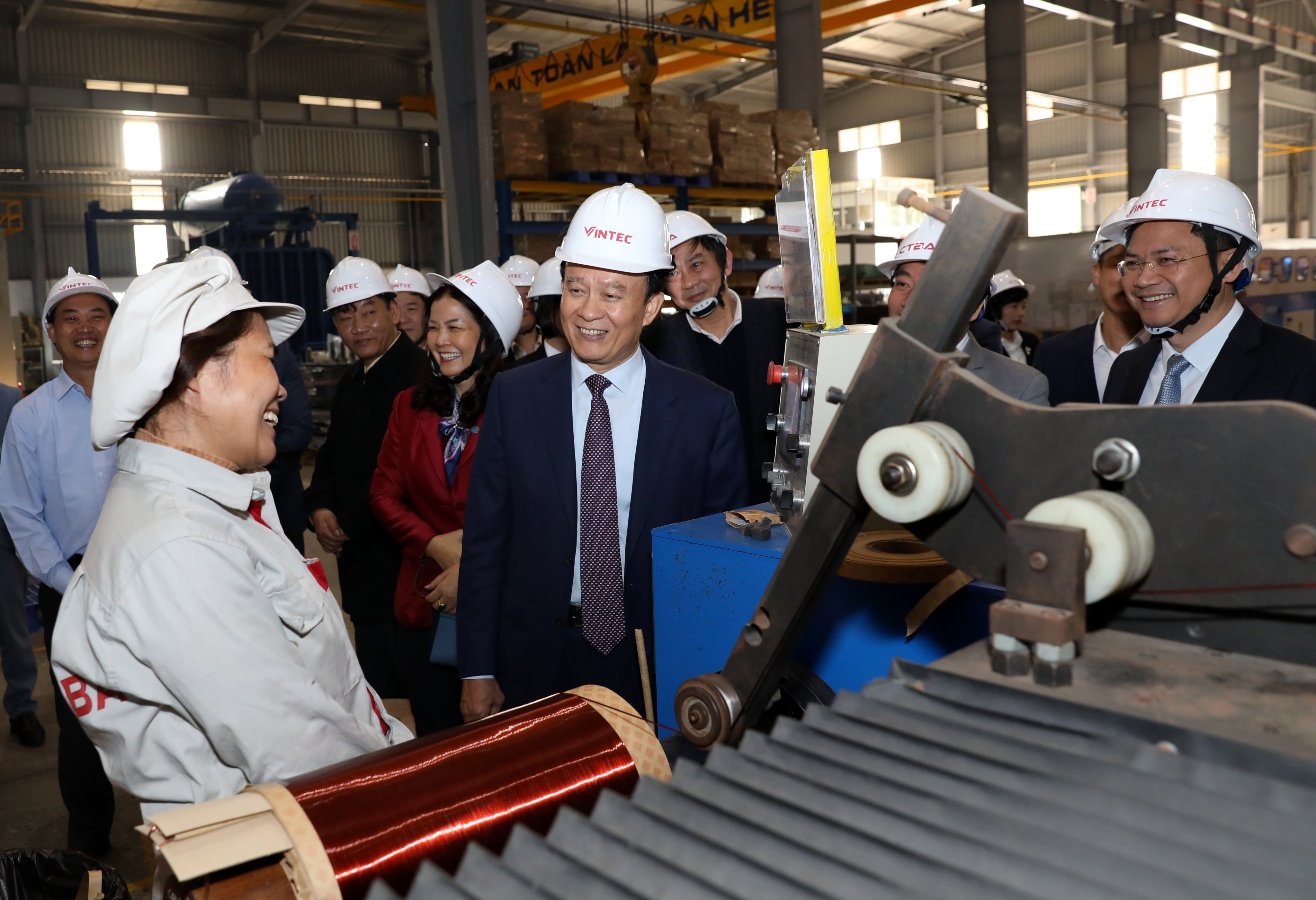 Chủ tịch Hội đồng nhân dân Thành phố Nguyễn Ngọc Tuấn thăm, động viên sản xuất đầu Xuân tại huyện Thường Tín