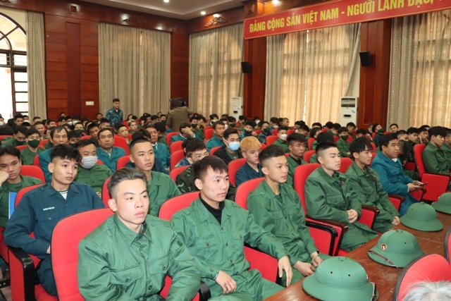 Nhiều địa phương tổ chức gặp mặt tân binh trước ngày lên đường nhập ngũ