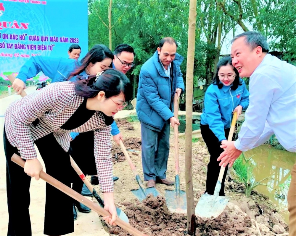 Đoàn Thanh niên huyện Thanh Trì phát động “Tết trồng cây đời đời nhớ ơn Bác Hồ”