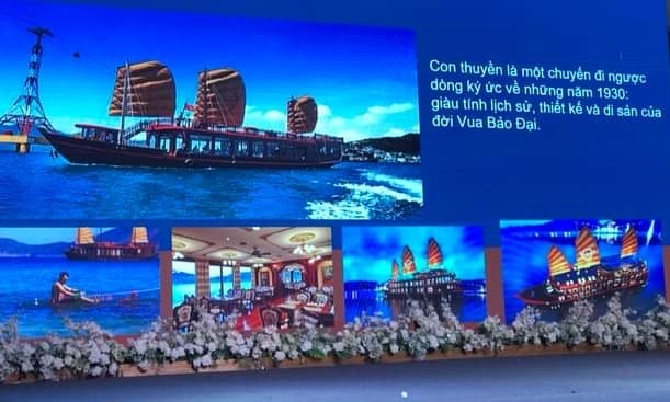 Chi hội Lữ hành (Hiệp hội Du lịch Nha Trang - Khánh Hòa) giới thiệu các tour du lịch mới của Nha Trang - Khánh Hòa tại buổi gặp mặt (Ảnh: Hương Thảo)