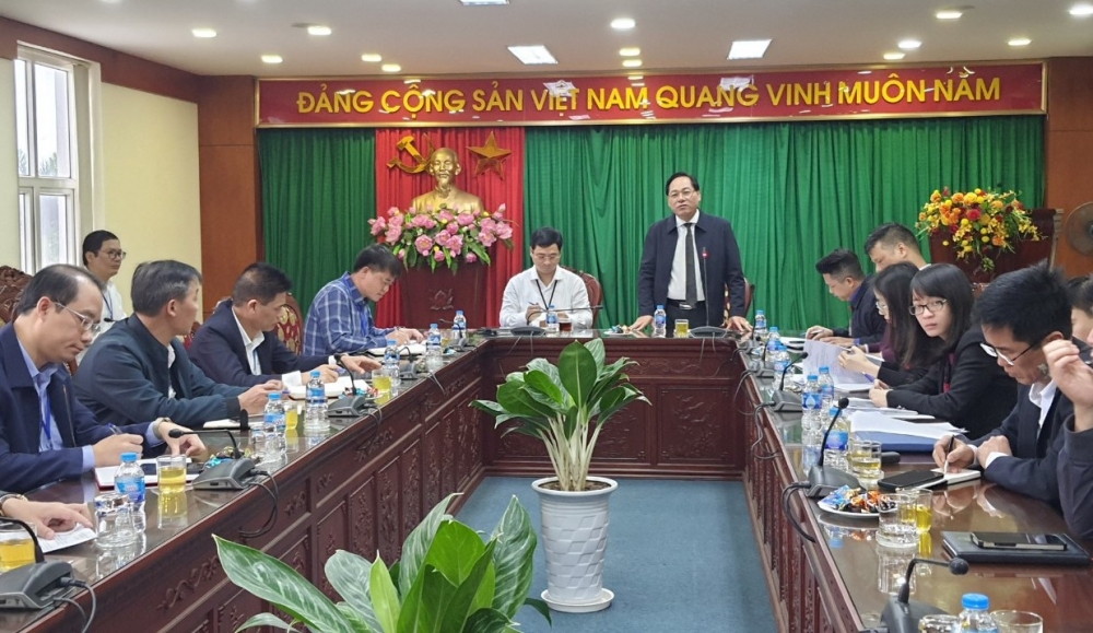 Kiểm tra công vụ đột xuất tại quận Hoàng Mai: Tiếp tục thực hiện nghiêm kỷ cương hành chính
