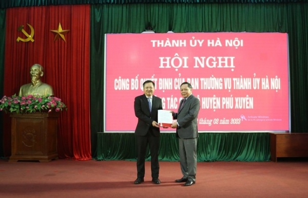 Bí thư Huyện ủy Phú Xuyên làm Viện trưởng Viện Nghiên cứu phát triển kinh tế - xã hội Hà Nội