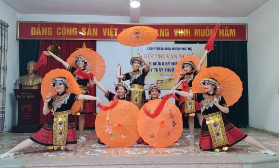 Sôi nổi Hội thi văn nghệ chào mừng kỷ niệm 68 năm ngày Thầy thuốc Việt Nam