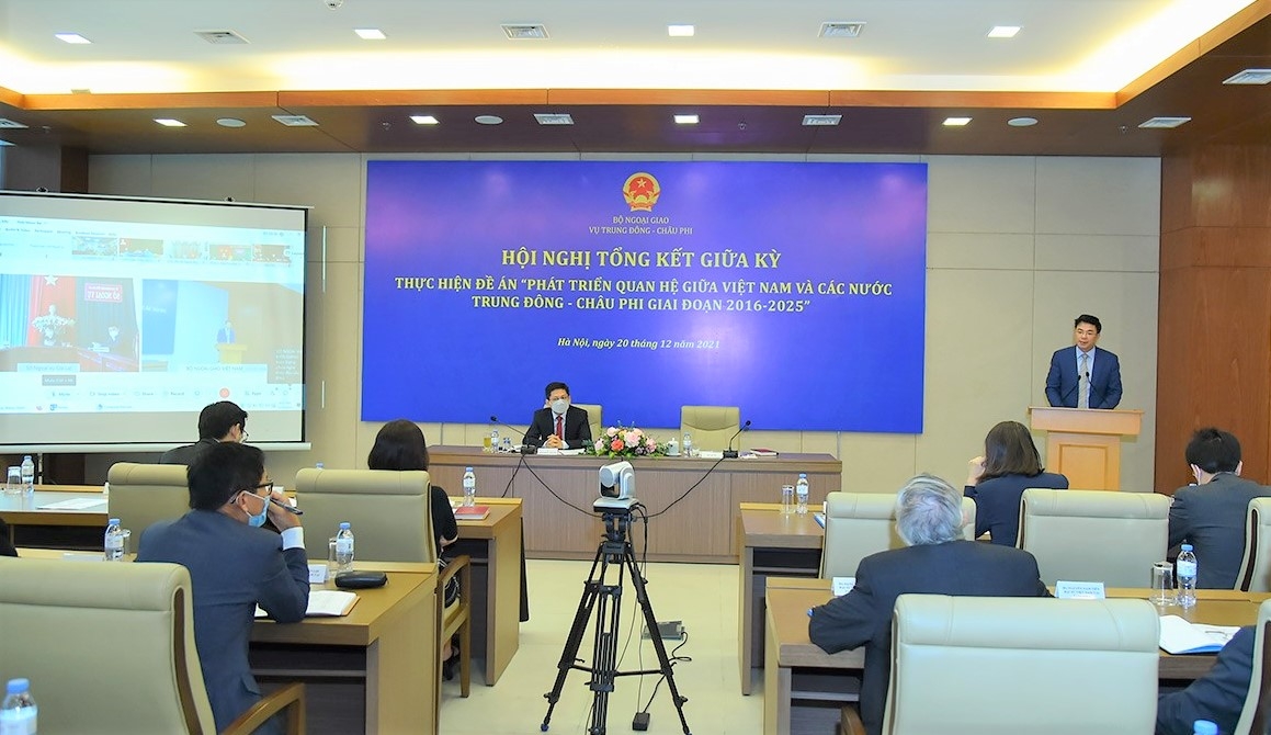 Nâng cao hiệu quả hợp tác giữa Việt Nam với khu vực Trung Đông - châu Phi