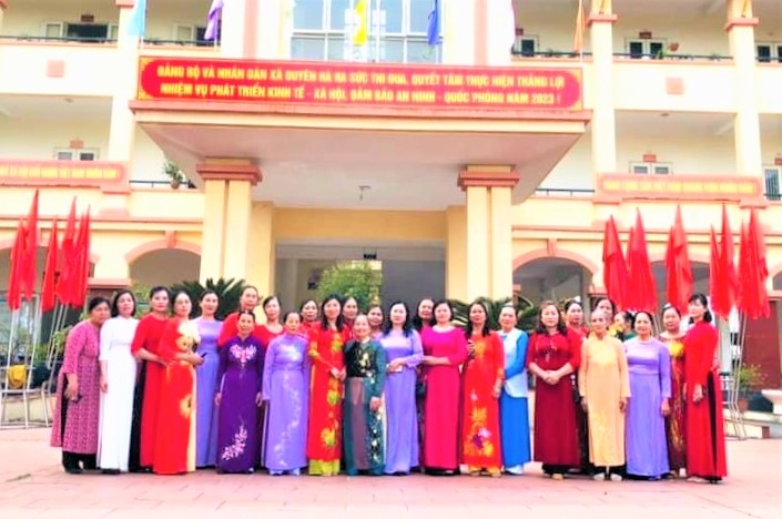 Nữ cán bộ, công chức, viên chức, người lao động huyện Thanh Trì hưởng ứng Tuần lễ áo dài
