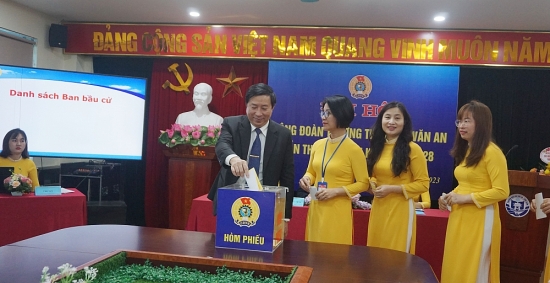 Long Biên: Hoàn thành công tác chỉ đạo Đại hội Công đoàn khối trường học
