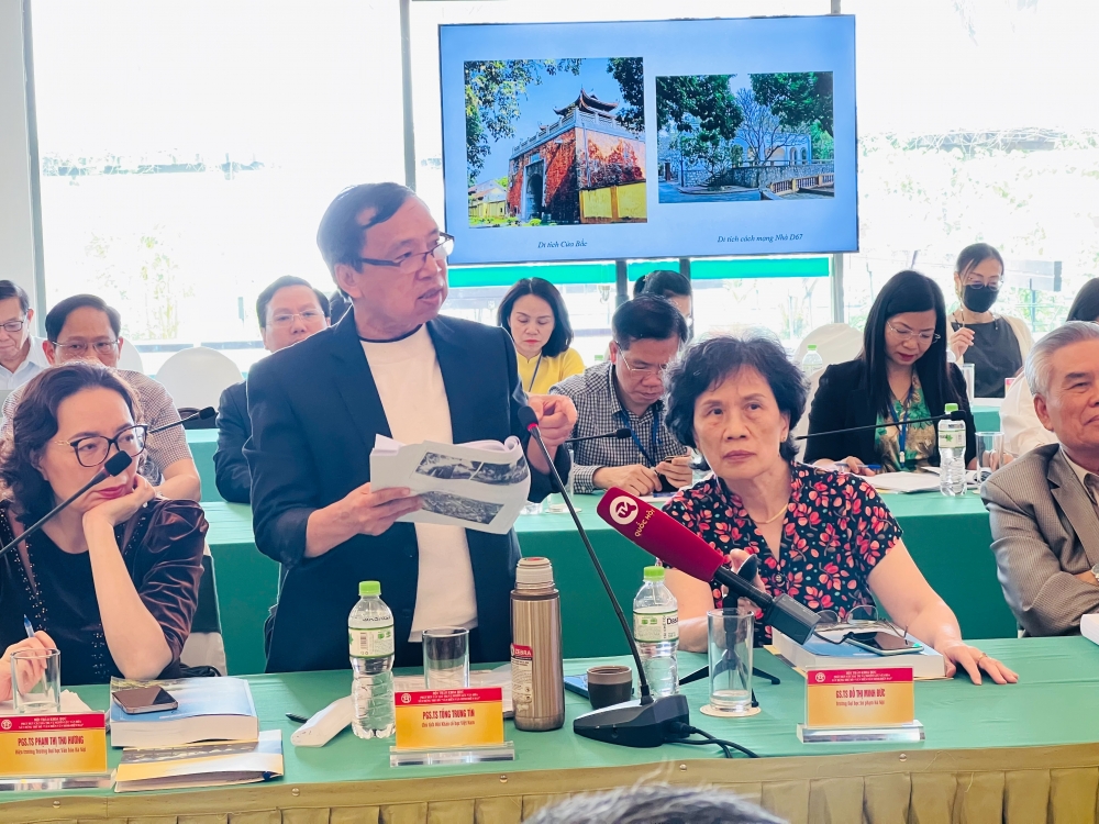 PGS.TS Tống Trung Tín, Chủ tịch Hội khảo cổ học Việt Nam phát biểu tại Hội thảo.