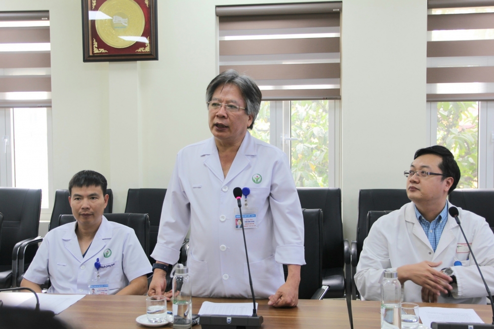 Giáo sư Trần Bình Giang - Giám đốc Bệnh viện Hữu nghị Việt Đức, cho biết nhiều cuộc đời được hồi sinh từ người cho chết não.