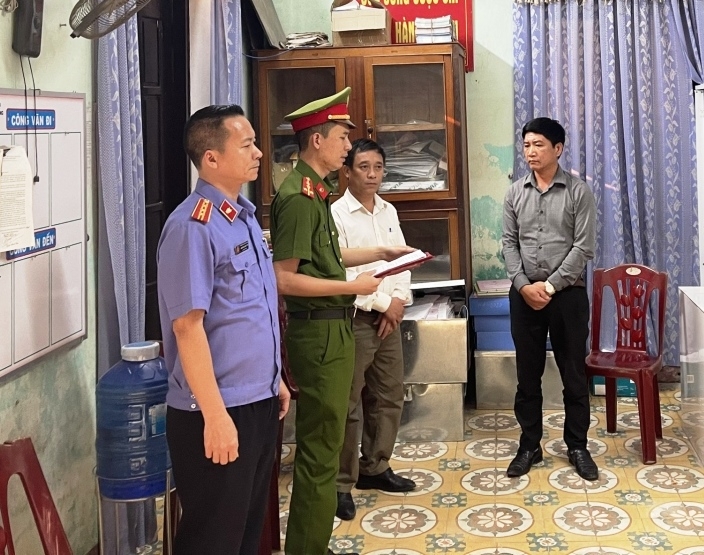 Quảng Bình: Bắt tạm giam cán bộ tư pháp phường nhận hối lộ