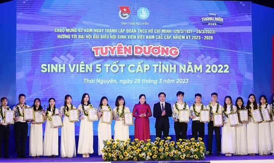 Thái Nguyên: Tuyên dương 113 nữ thanh niên tiêu biểu và sinh viên 5 tốt