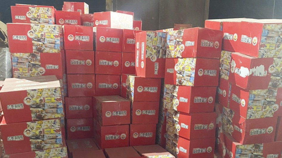 Phát hiện 1.300 thùng bánh Trung Quốc nhập lậu kinh doanh trên thương mại điện tử
