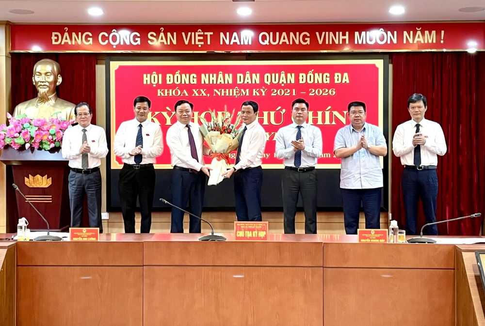 Ông Nguyễn Thanh Tùng giữ chức Phó Chủ tịch UBND quận Đống Đa