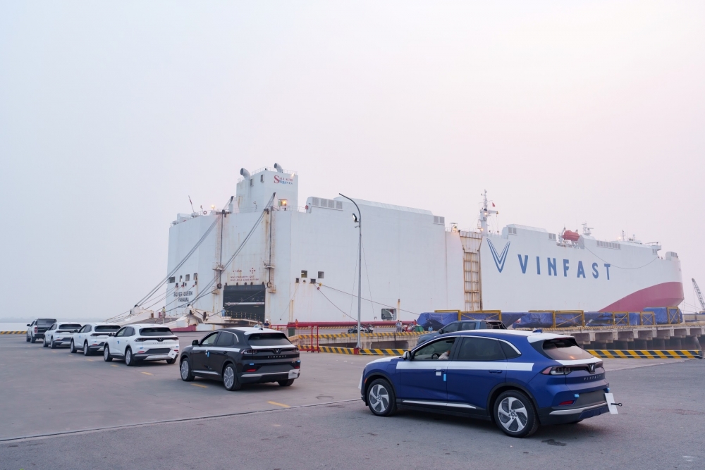 VinFast xuất khẩu 1.879 xe VF 8 tiếp theo tới Bắc Mỹ