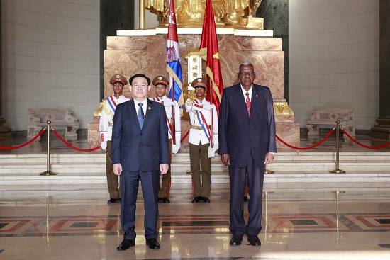 Tăng cường quan hệ hợp tác giữa hai nước và hai Quốc hội Việt Nam - Cuba