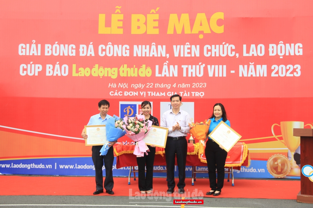 Bế mạc Giải bóng đá công nhân, viên chức, lao động Cúp báo Lao động Thủ đô lần thứ VIII