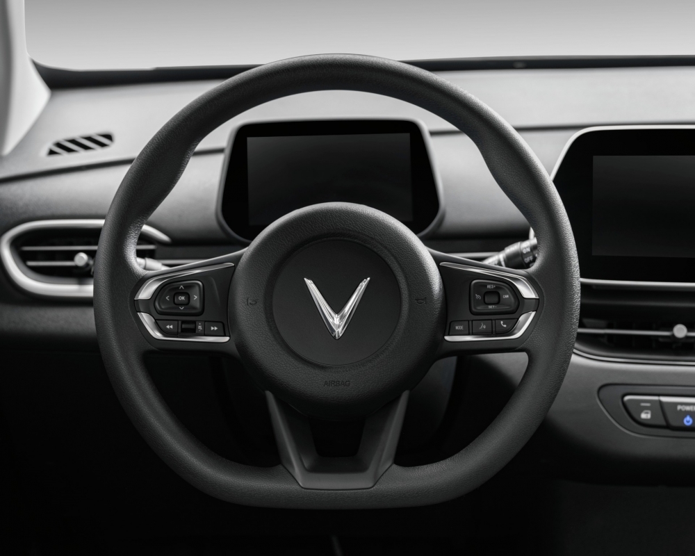 VinFast chính thức bàn giao xe VF 5 Plus cho khách hàng