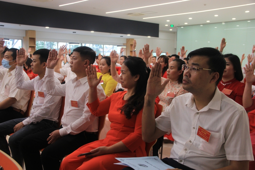 Liên đoàn Lao động huyện Gia Lâm hoàn thành sớm công tác chỉ đạo Đại hội Công đoàn cơ sở