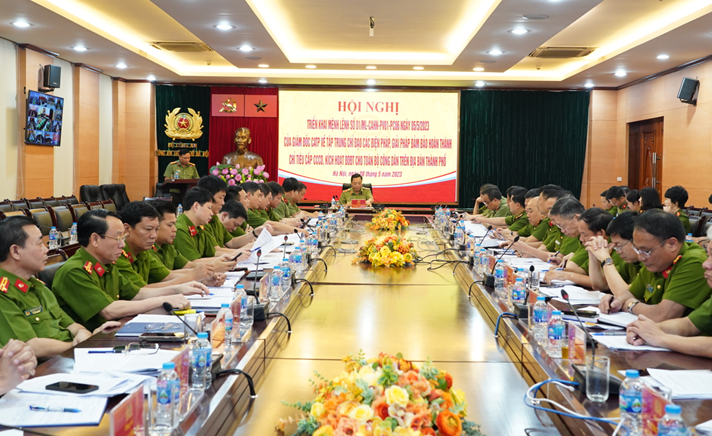 Hà Nội: Tập trung hoàn thành chỉ tiêu cấp CCCD, định danh điện tử cho 100% công dân