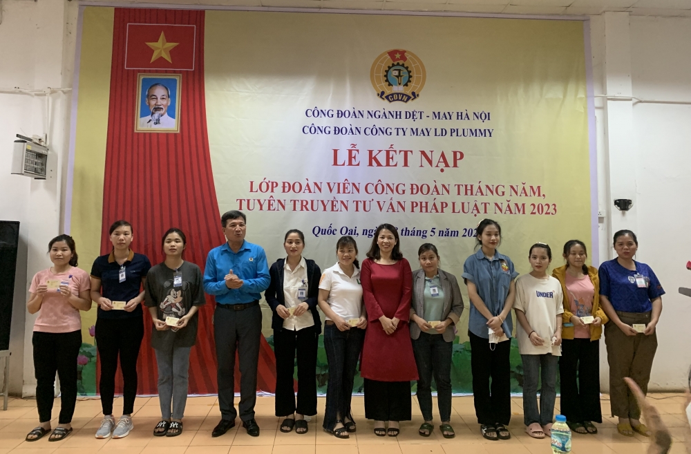 Công đoàn ngành Dệt - May Hà Nội: Tuyên truyền kiến thức pháp luật cho công nhân