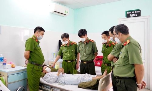 Bắt giữ nghi can bắn chiến sĩ công an tại tỉnh Kon Tum