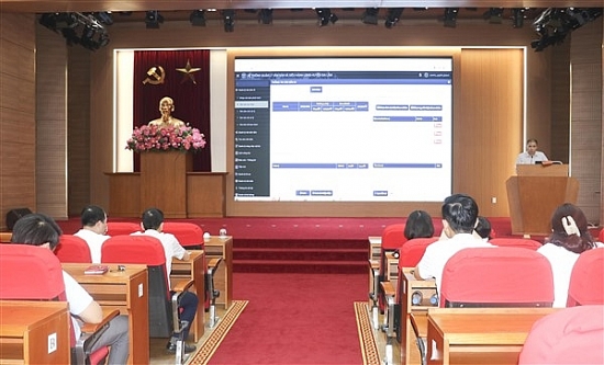 Gia Lâm: Tập huấn sử dụng Hệ thống điều hành và quản lý văn bản thành phố Hà Nội
