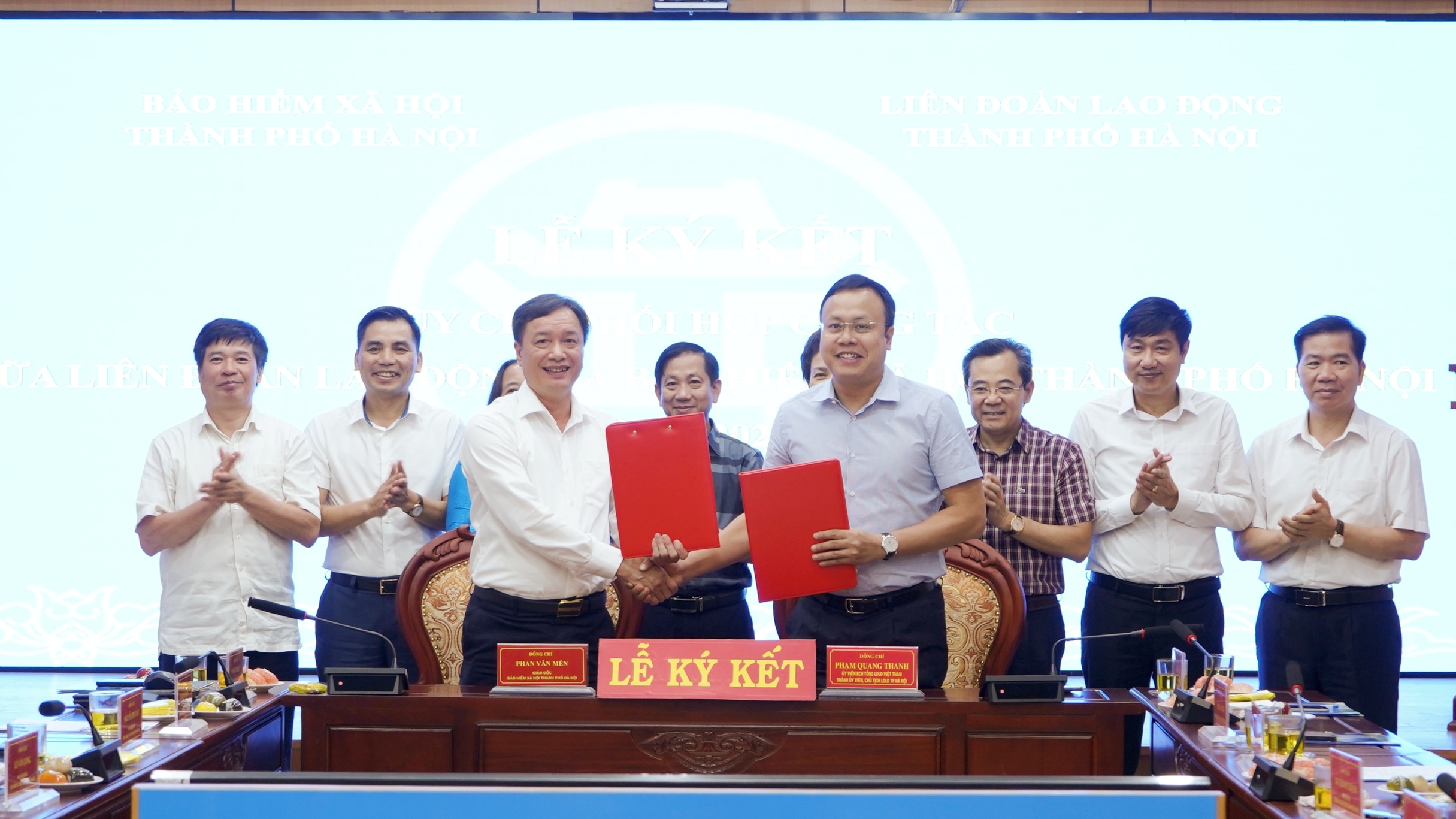 Ký kết Quy chế phối hợp công tác giữa LĐLĐ Thành phố và BHXH thành phố Hà Nội