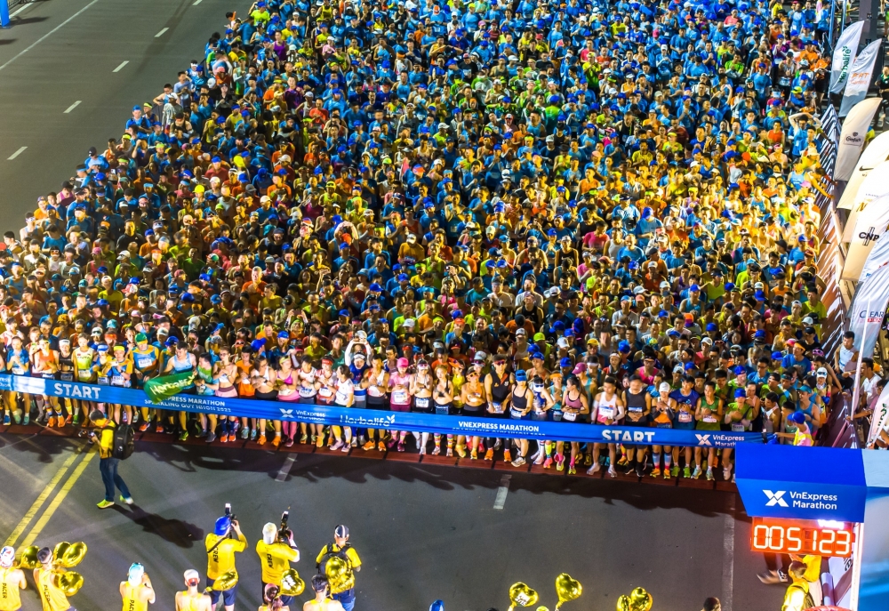 Hơn 10.000 vận động viên tham gia Giải chạy VnExpress Marathon Sparkling Quy Nhơn 2023