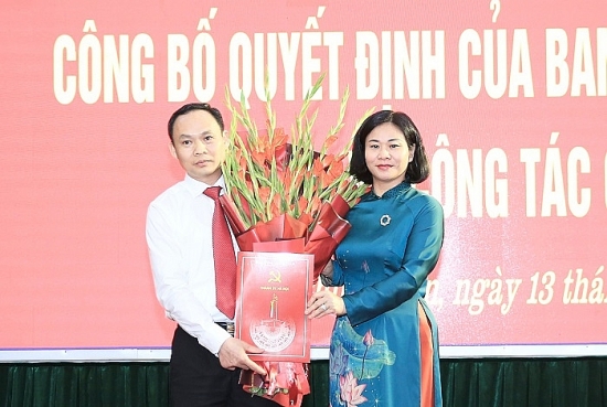 Đồng chí Lê Văn Bính làm Phó Bí thư Huyện ủy Phú Xuyên